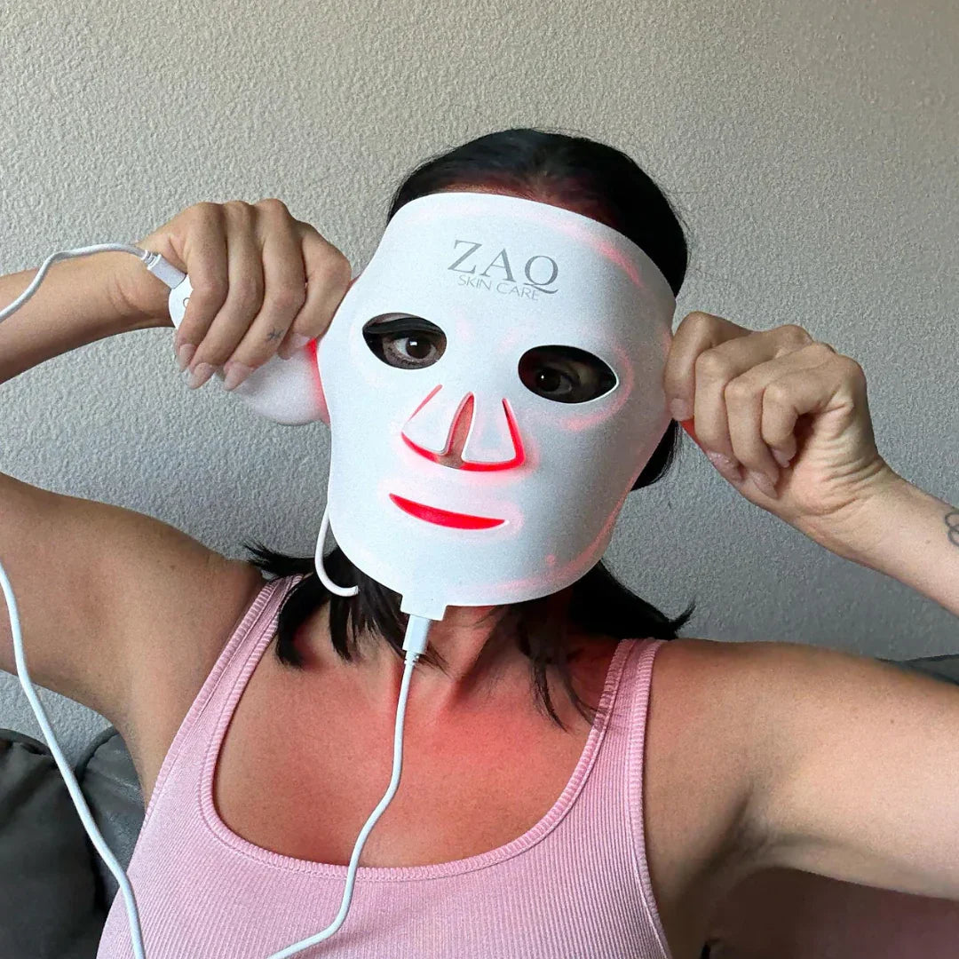ZAQ  Noor 2.0 Pro - Advance Multi-Wavelength Facial Recovery