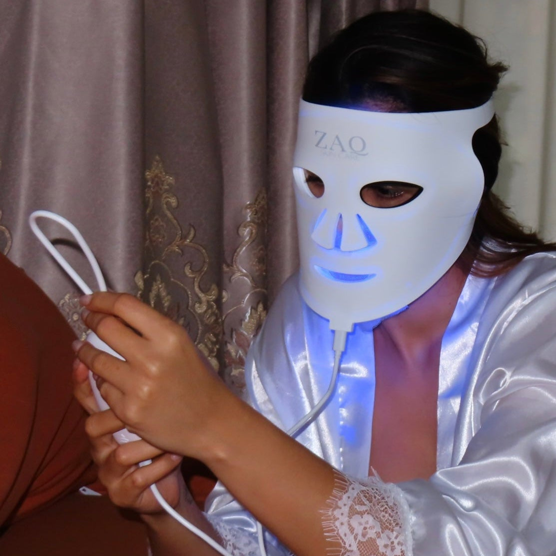 ZAQ  Noor 2.0 Pro - Advance Multi-Wavelength Facial Recovery