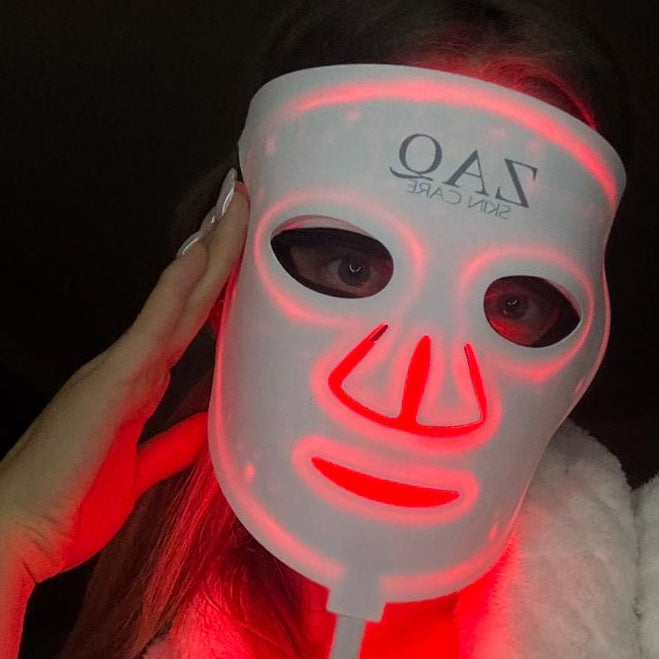 ZAQ  Noor 2.0 Pro - Advance Multi-Wavelength Facial Recovery