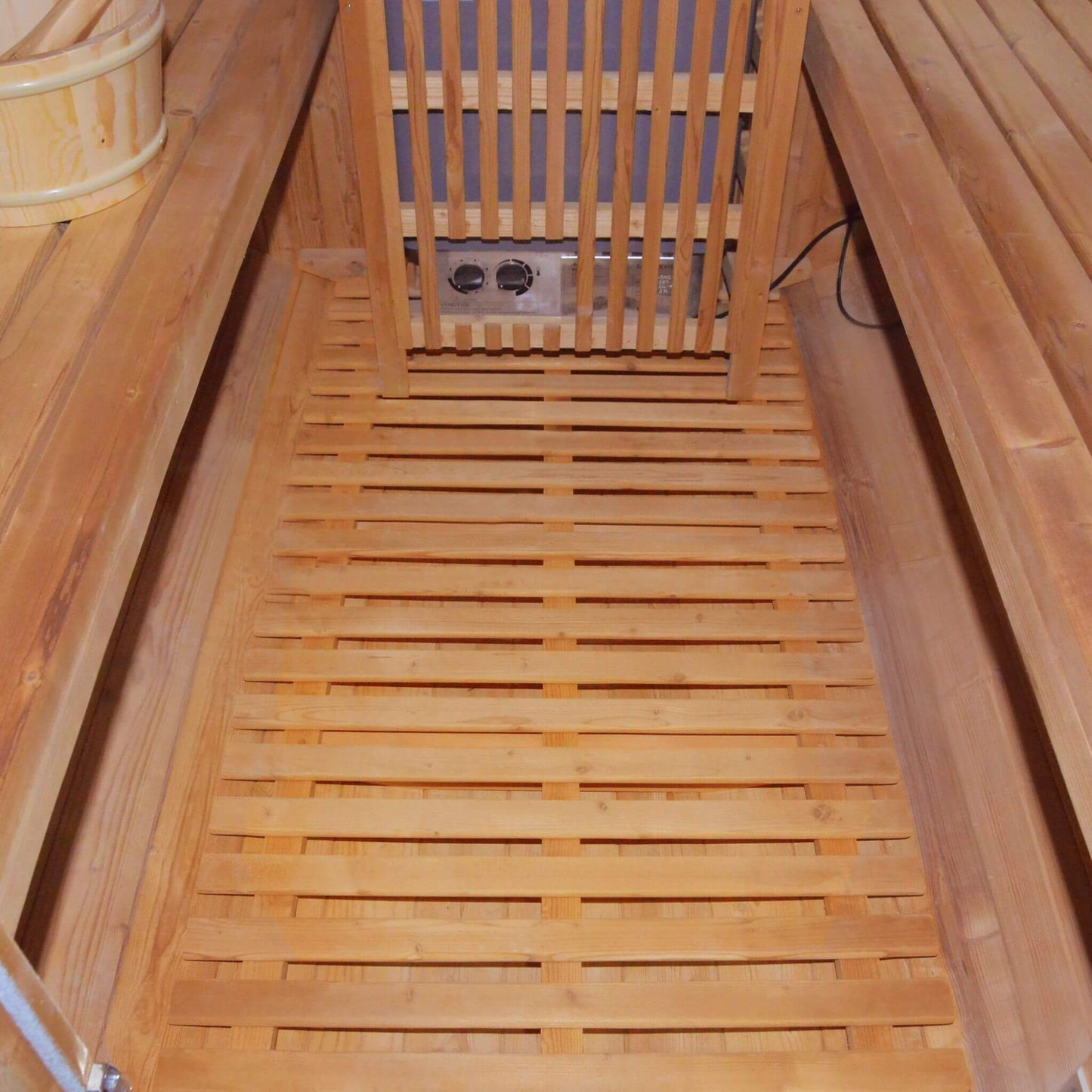 Thermora Ignite Large Premium American White Oak Outdoor Wooden Barrel Sauna